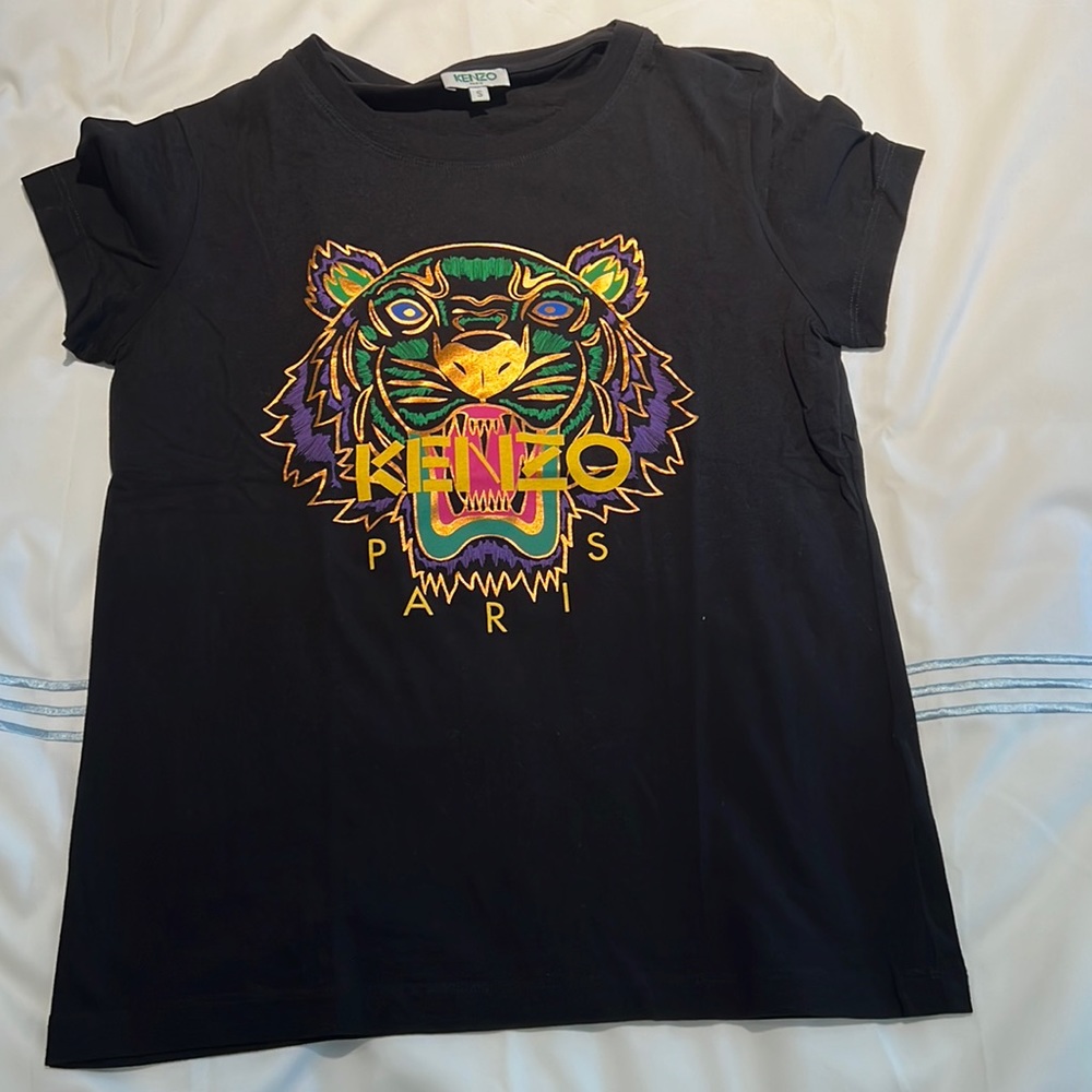 Kenzo paris size small t-shirt only worn once